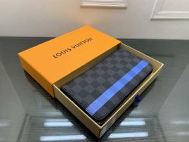 Picture of LV Wallets _SKUfw121380157fw